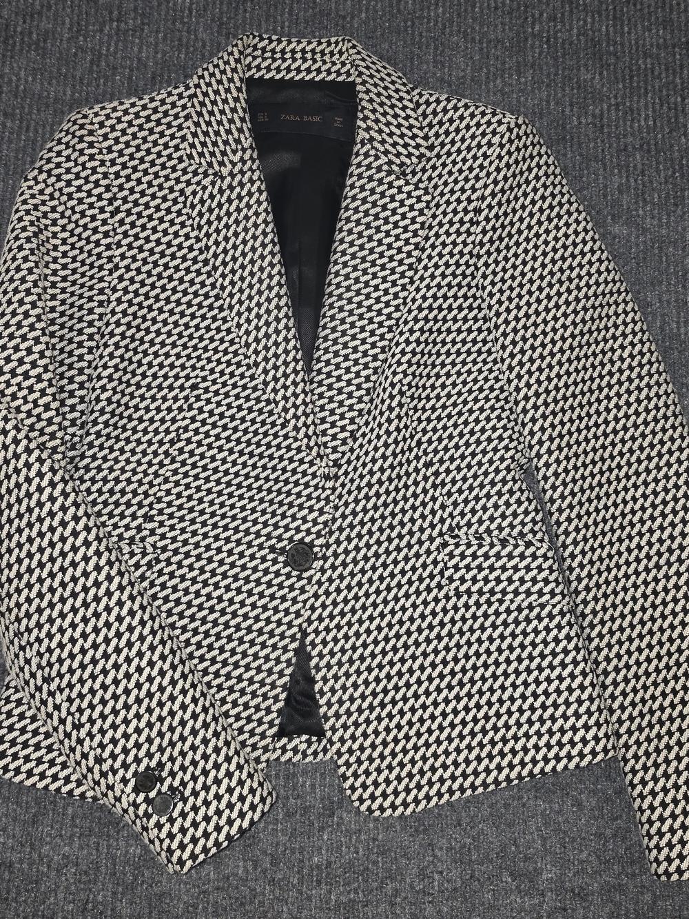 Zara Black & White Patterned Blazer - Tailored Single-Button Jacket